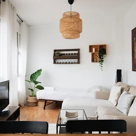 Sunny And Modern Ideal For Groups