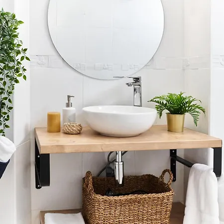 Apartment Sunny And Modern Ideal For Groups Barcelona